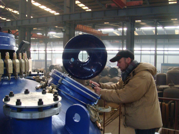 搪玻璃反應(yīng)釜