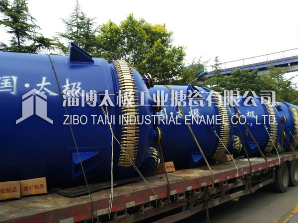 搪玻璃反應釜設備主要焊接方法埋弧焊