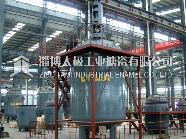 評定一臺搪瓷搪玻璃反應(yīng)釜設(shè)備是否合格的標準是什么？