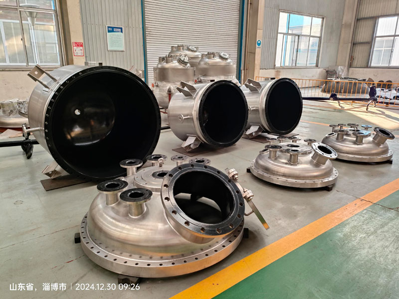 太極制造：不銹鋼噴涂F40反應(yīng)釜，以品質(zhì)與創(chuàng)新征服市場(chǎng)